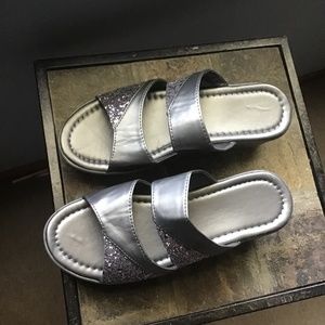 Size 8 1/2 grey and silver sparkle sandals